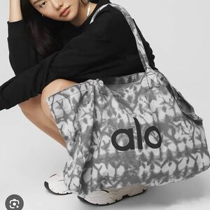 ALO Yoga Tote Bag